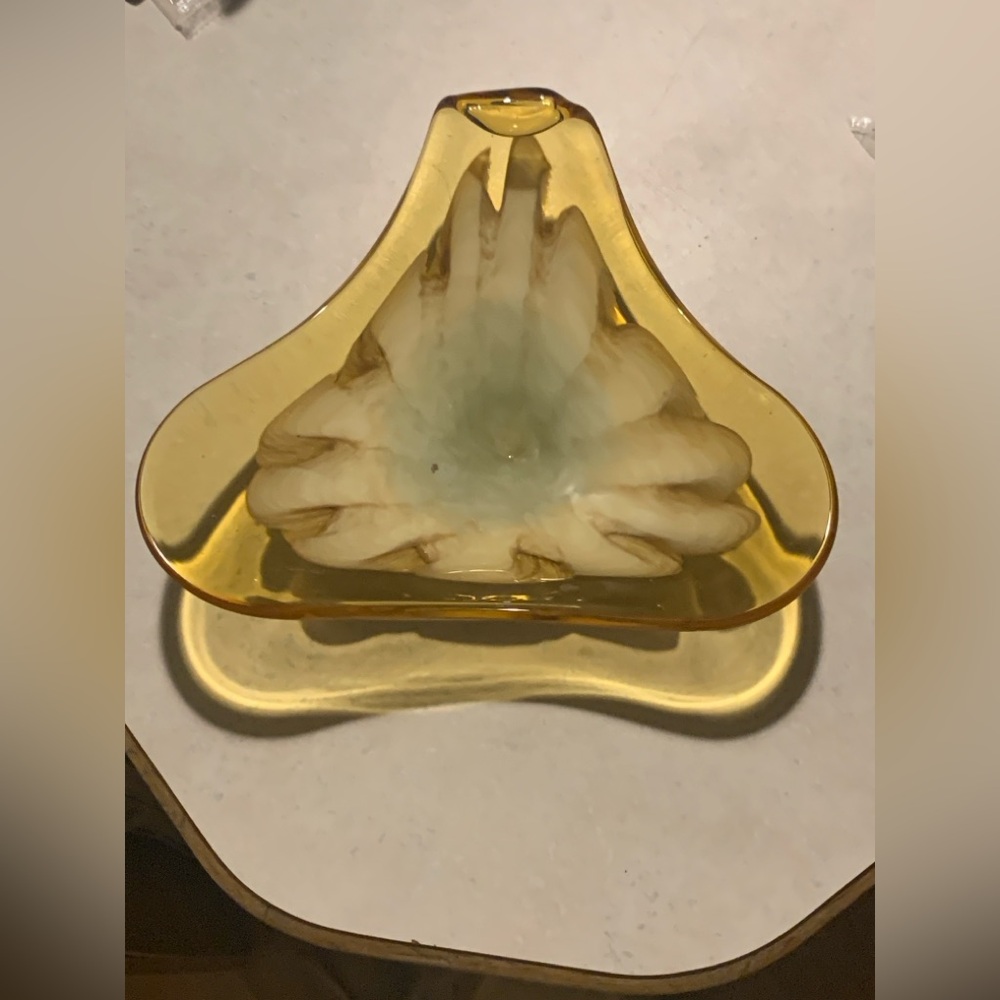 Amber Mid-Century Modern (MCM) biomorphic candy dish